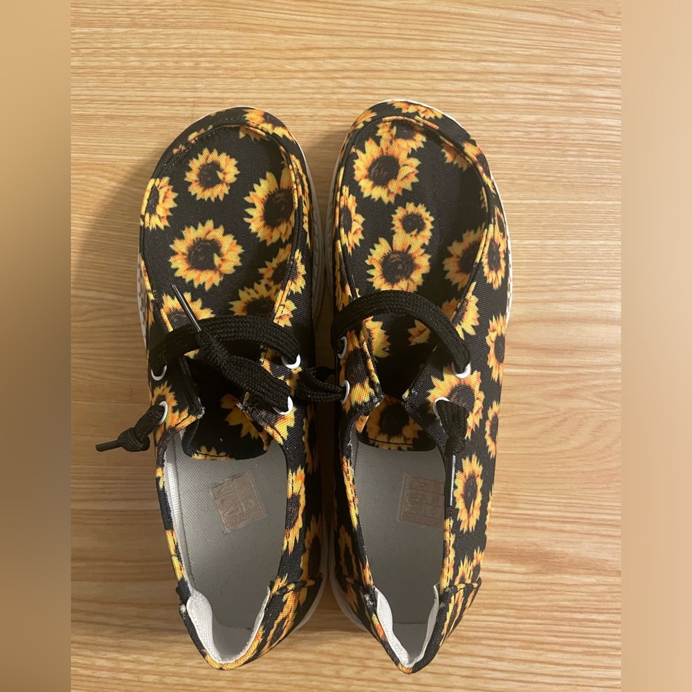 NWOT sunflower slip on loafers